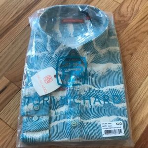 Tori Richards Honolulu men’s shirt